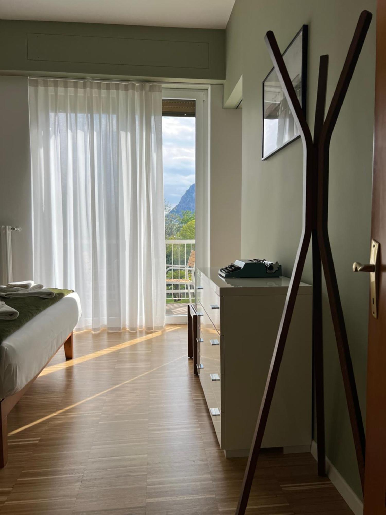 Lake House La Gemma Riva del Garda Ngoại thất bức ảnh