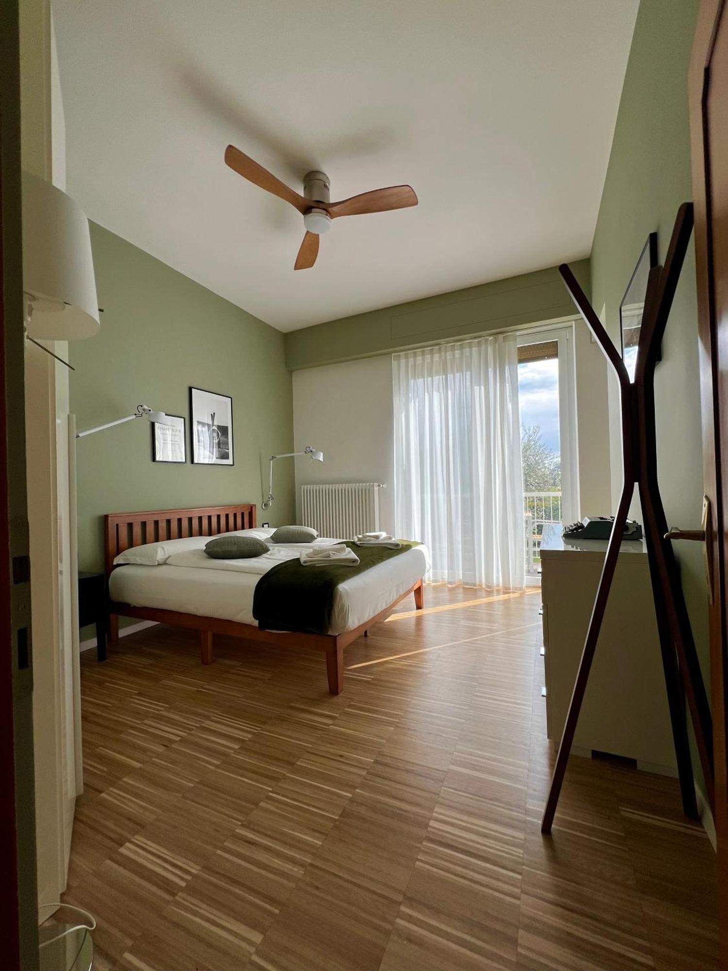 Lake House La Gemma Riva del Garda Ngoại thất bức ảnh